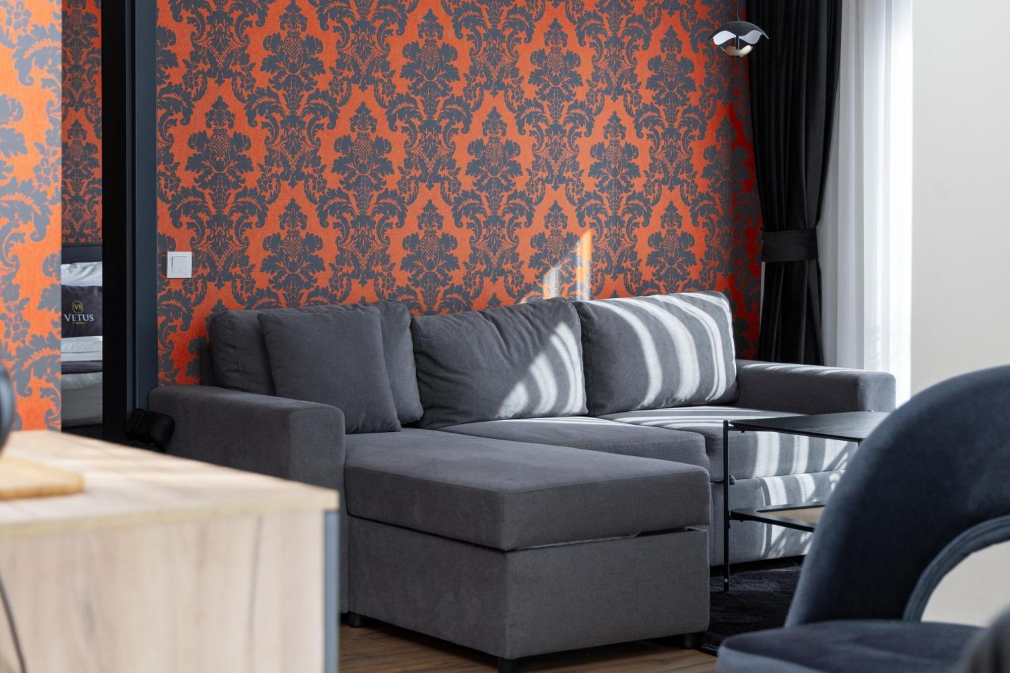 Vetus Hotel Prishtine Bagian luar foto