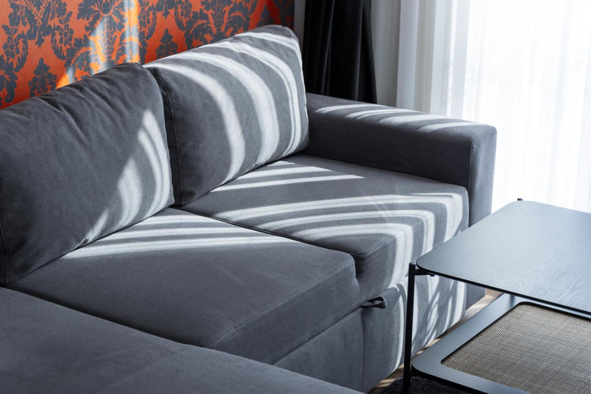 Vetus Hotel Prishtine Bagian luar foto